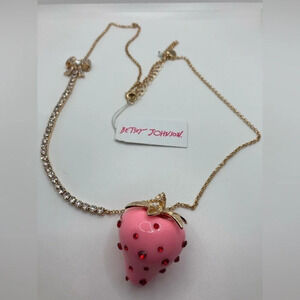 BETSEY JOHNSON Enamel & Crystal Seeds Strawberry Pendant Statement Necklace NWT